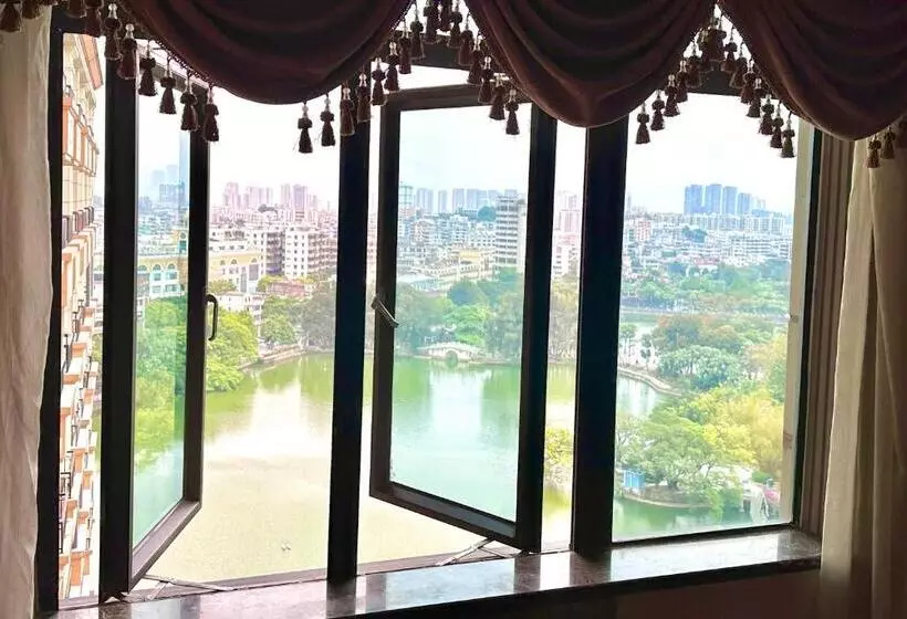 Hotelli Taishan Bojue