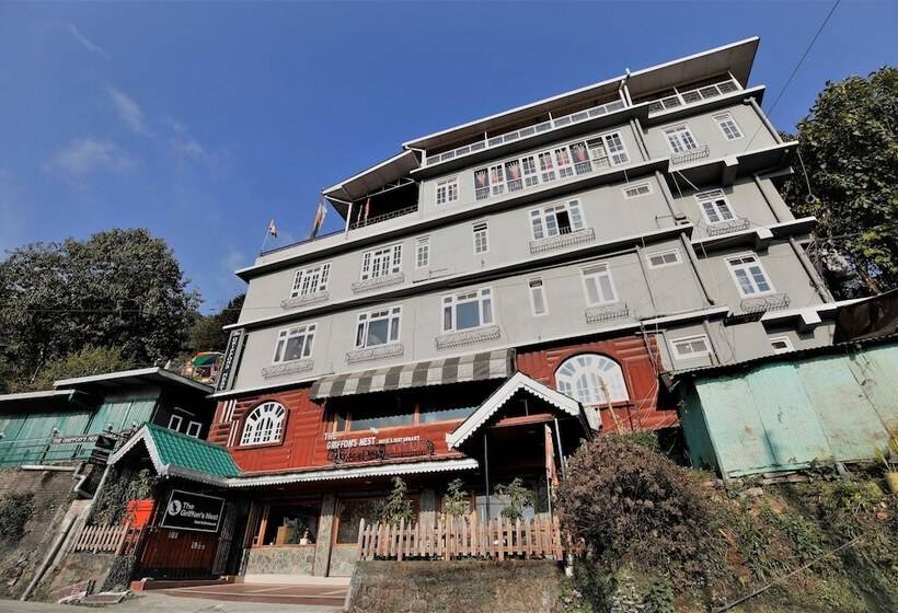 Hotel The Griffon's Nest