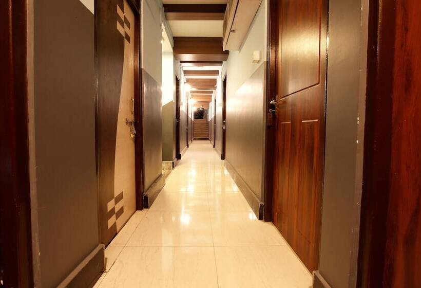 Hotel The Griffon's Nest