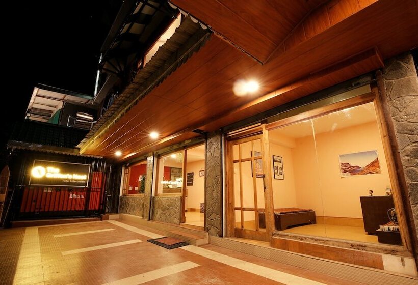 Hotel The Griffon's Nest