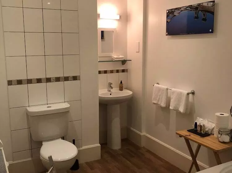 The Bowmore House Bed And Breakfast