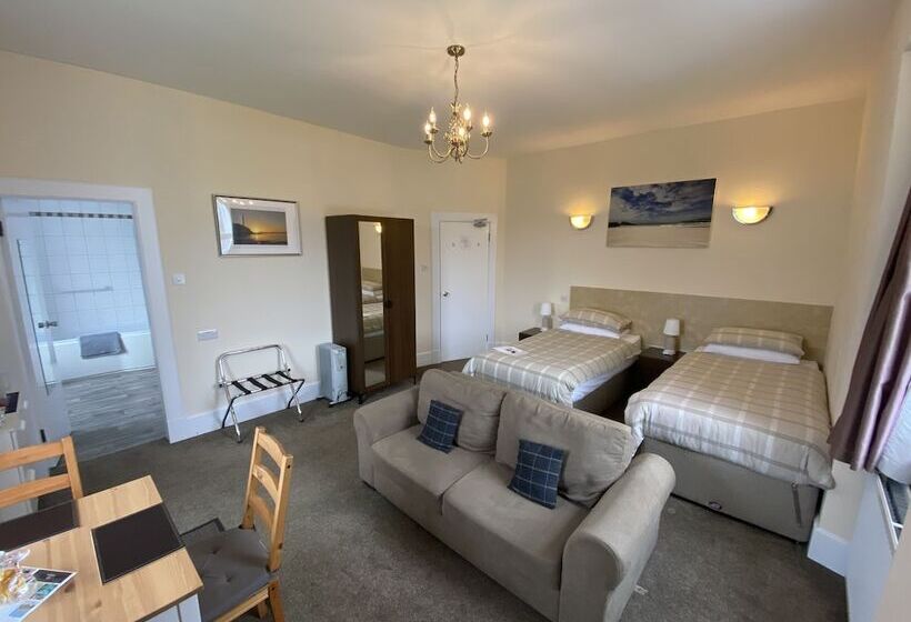 The Bowmore House Bed And Breakfast
