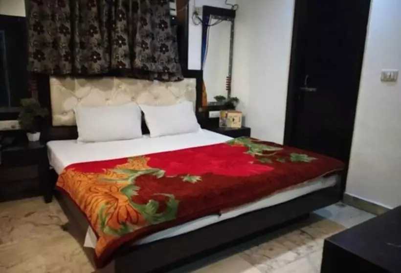 Adb Rooms Hotel You & Me
