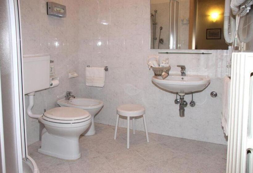 B&b L'agnolo Di Caroti Cinzia