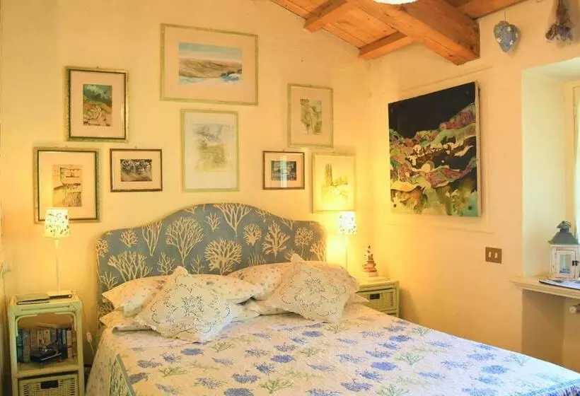 Aamiaismajoitus (B&B) Alle Rive Bed'n'books Apt