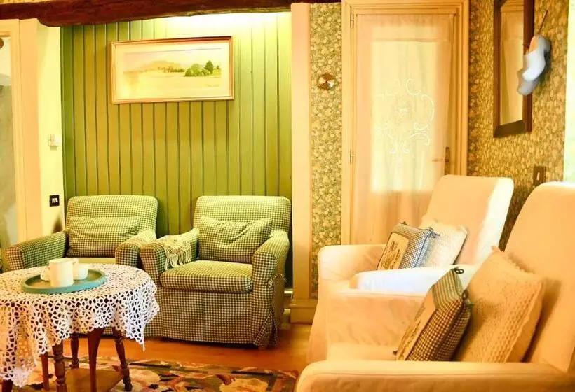Aamiaismajoitus (B&B) Alle Rive Bed'n'books Apt