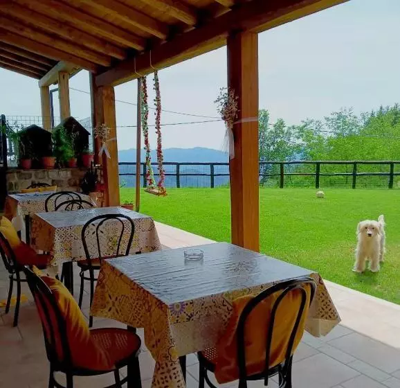 ベッドアンドブレックファースト Terra Del Bosco Agriturismo