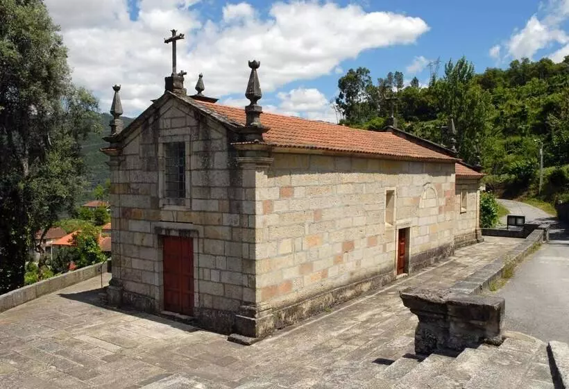 ホテル Aldeia Turística De Louredo