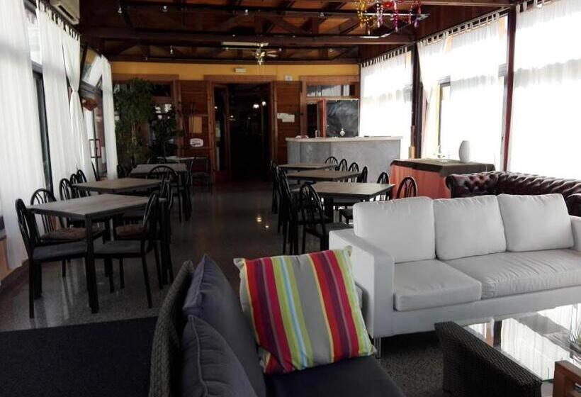 Отель Milano San Giovanni Lupatoto