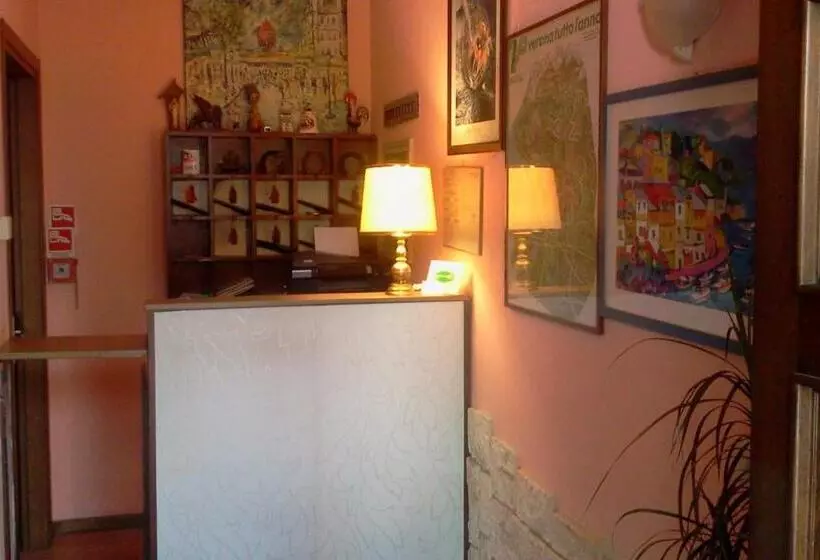 Hotelli Milano San Giovanni Lupatoto