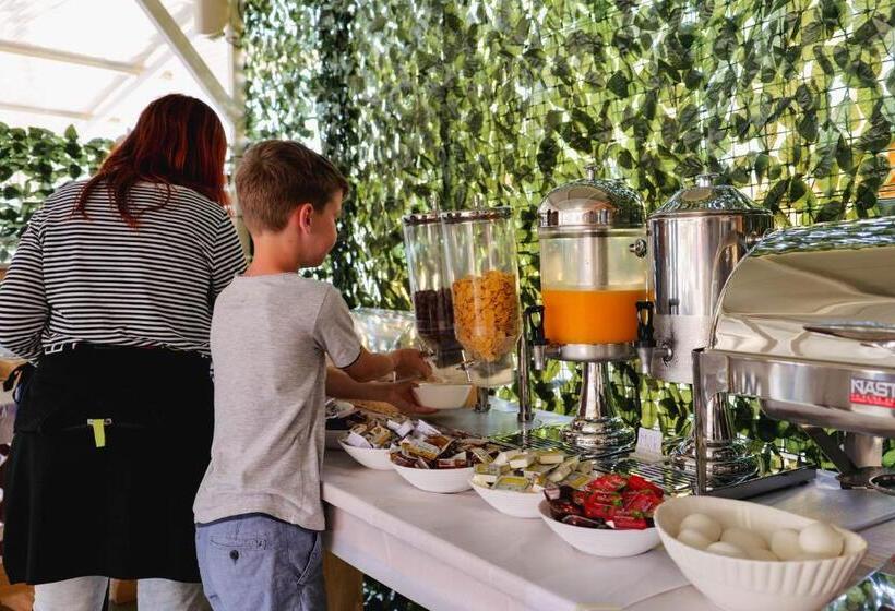 فندق Oceanic Overview Suites