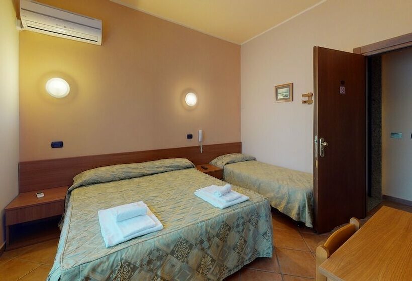 בית מלון כפרי Residence Mirafiori