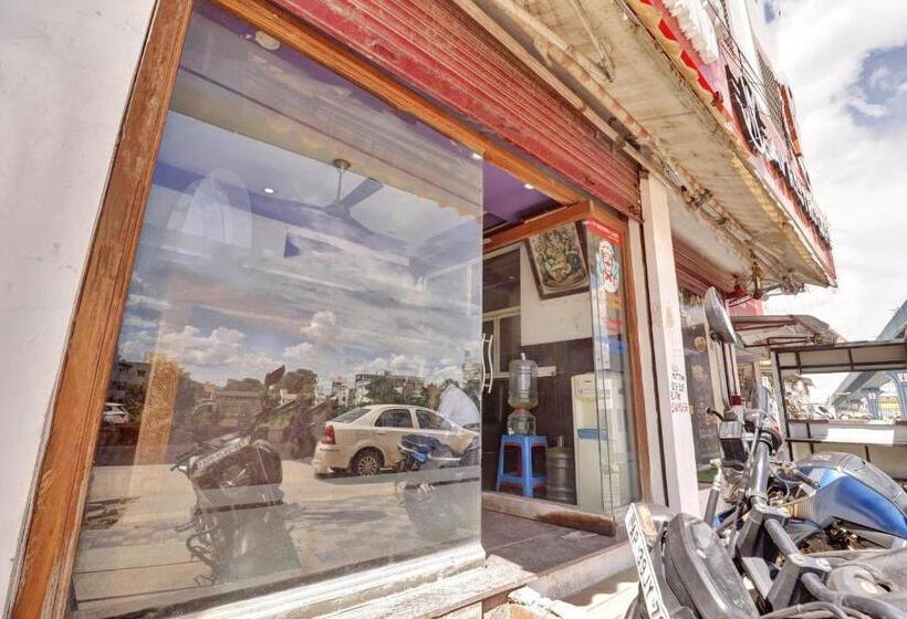 Hotelli O Karakambadi Near Alipiri Formerly Bvn Grand