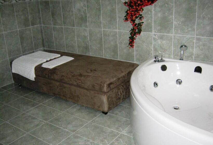 בית מלון כפרי Villa D'evoli