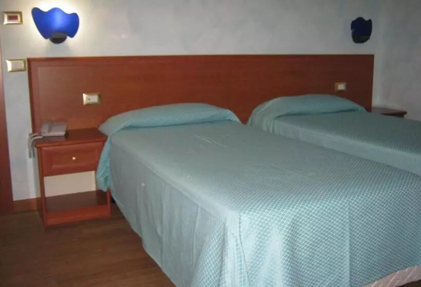 ホテル Villa D'evoli