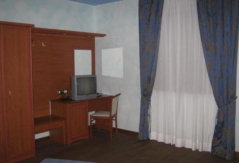 בית מלון כפרי Villa D'evoli