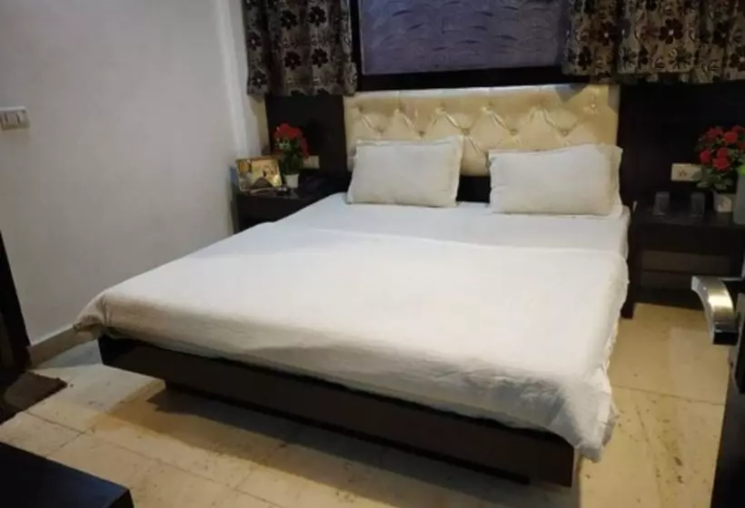 Adb Rooms Hotel You & Me