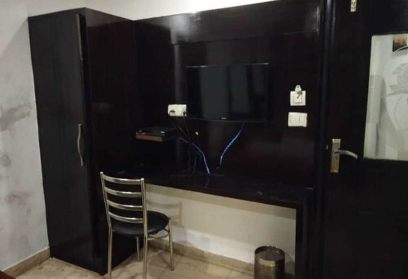 Adb Rooms Hotel You & Me