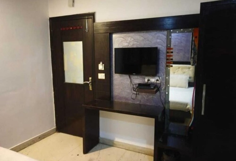 Adb Rooms Hotel You & Me