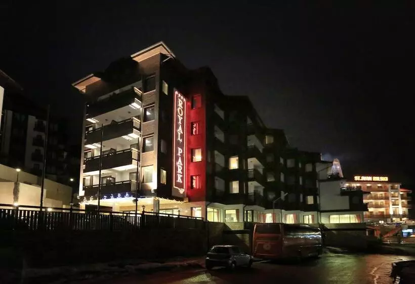 Royal Park Hotel & Apartments