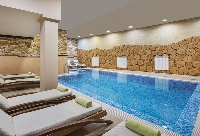 Royal Park Hotel & Apartments