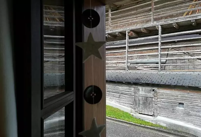 ベッドアンドブレックファースト Albergo Pa  Krhaizar