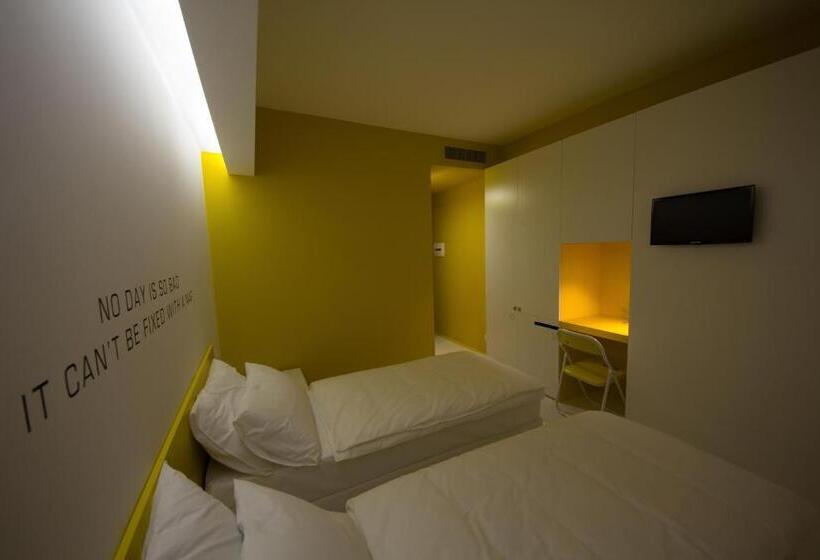 Bed and Breakfast Bed 'n Design