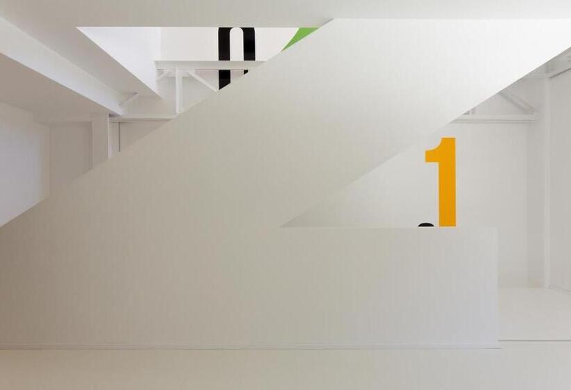 Bed and Breakfast Bed 'n Design