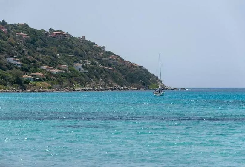 Aamiaismajoitus (B&B) Guest House Villa Verde   Short Term Room Rentals