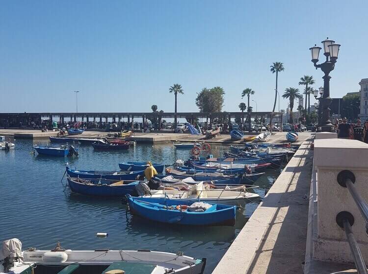 تختخواب و صبحانه Airport Rooms Bari