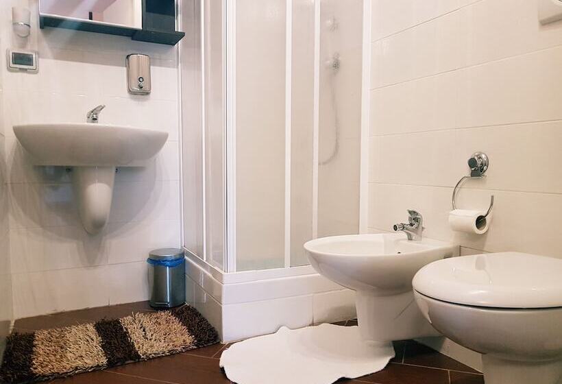 تختخواب و صبحانه Airport Rooms Bari