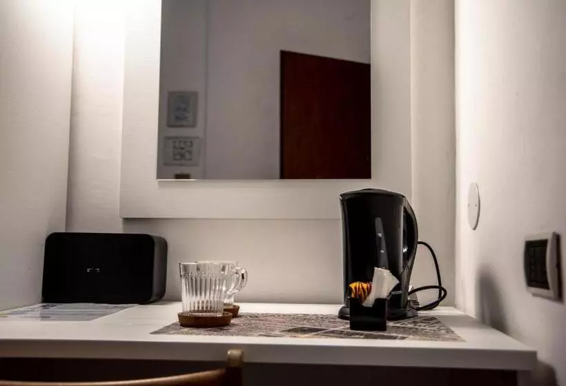 هتل Albergo La Marinella