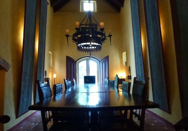 酒店 Convento De São Saturnino