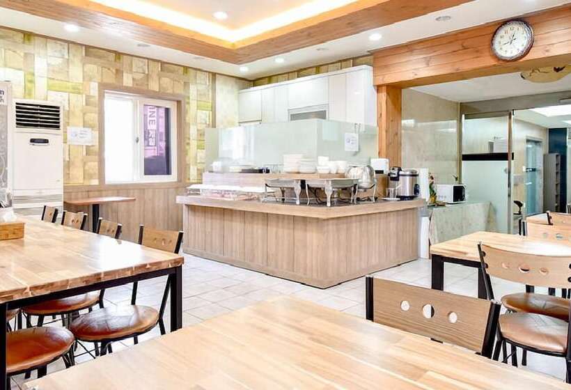 Mitasuya Ryokan Hotel Gumi By Aank