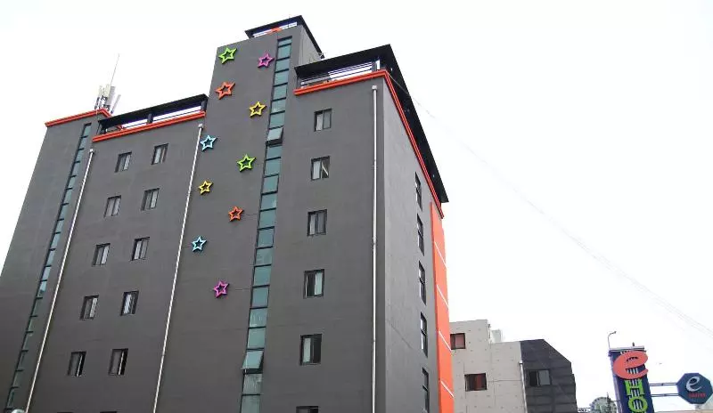 Mitasuya Ryokan Hotel Gumi By Aank