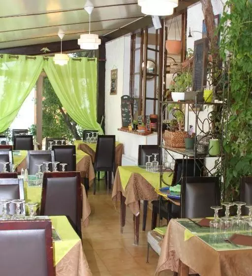 Hotelli Hôtel Du Roc