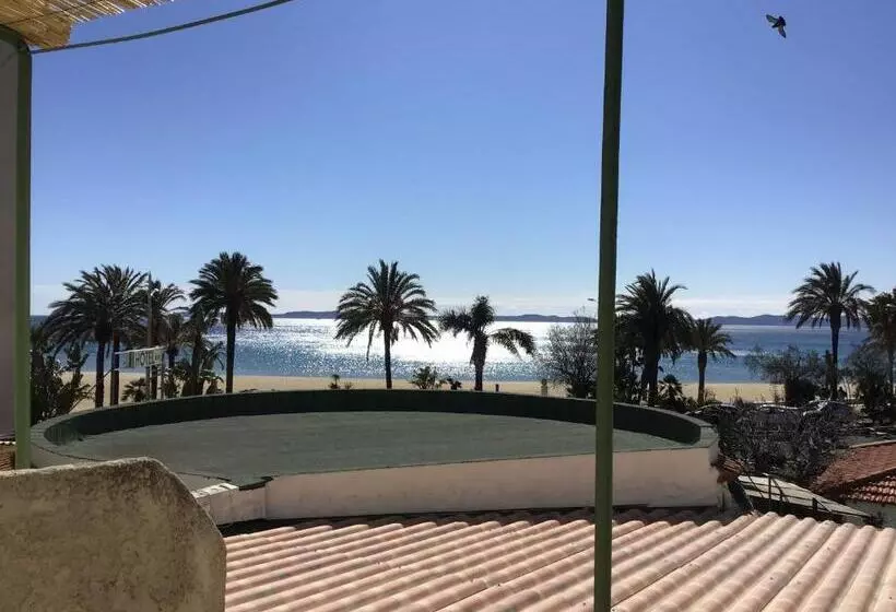 ホテル L Ilot Fleuri