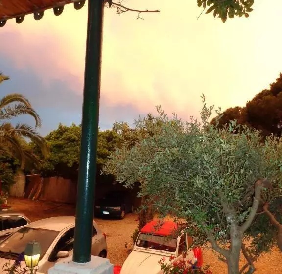 ホテル L Ilot Fleuri