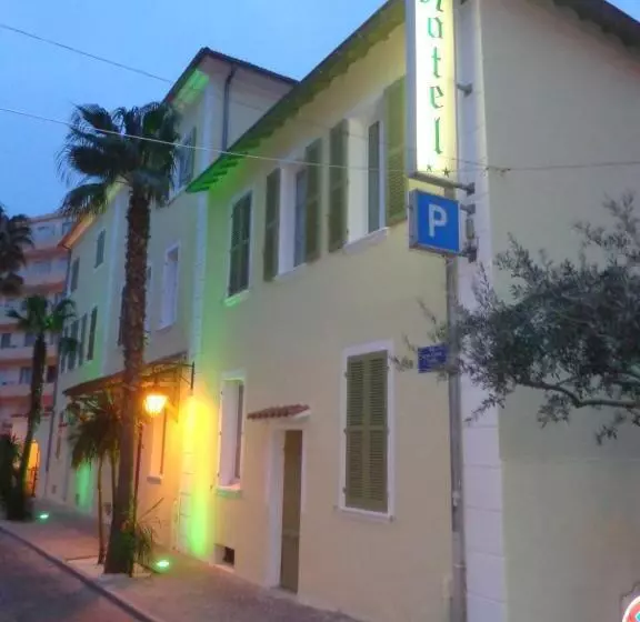 ホテル L Ilot Fleuri