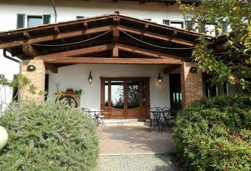Hotelli Locanda Dell Arzente