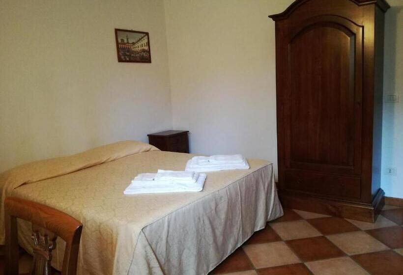 فندق Locanda Dell Arzente