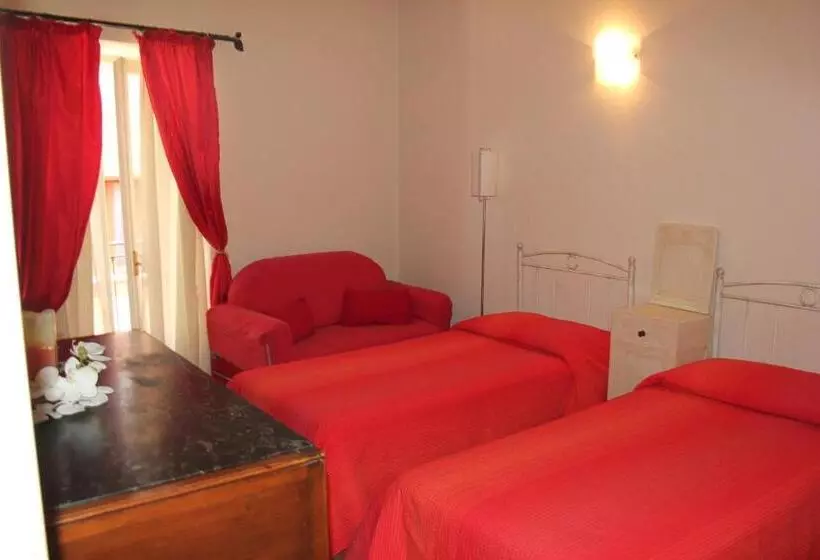 Hotelli Porta Santa Maria