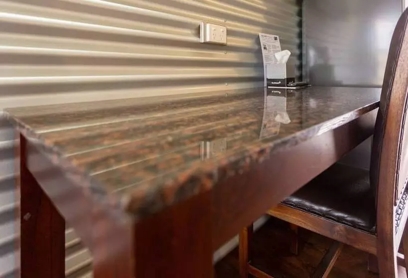 The Olive Tree Motel