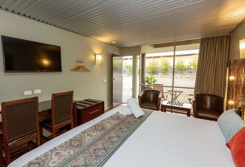 The Olive Tree Motel