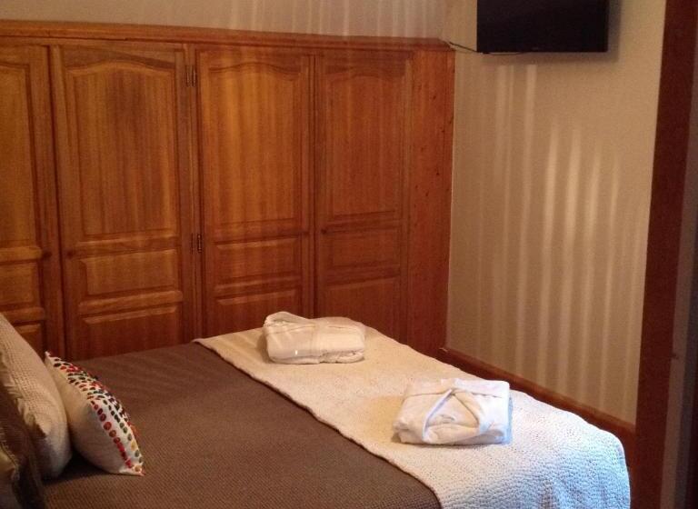 بنسيون Chambres Les Plantous De Severo