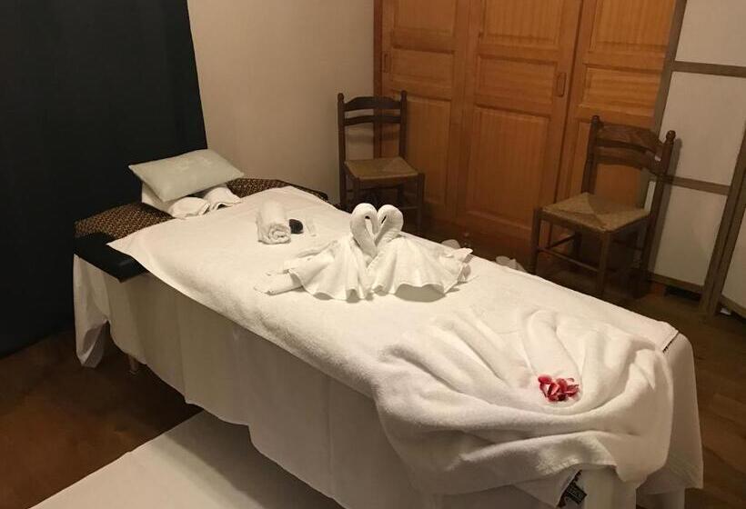 بنسيون Chambres Les Plantous De Severo