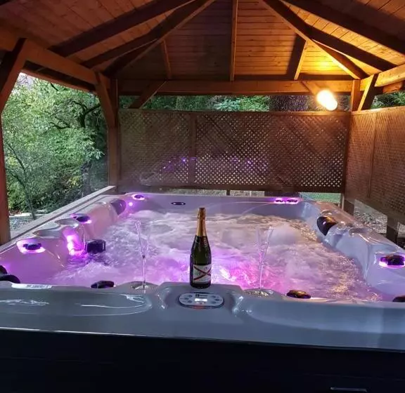 ペンション Chambres Les Plantous De Severo