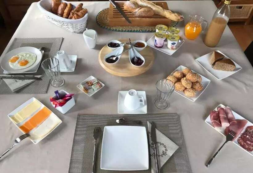 ペンション Chambres Les Plantous De Severo