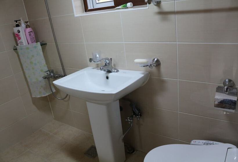 ペンション Chiam Gotaek