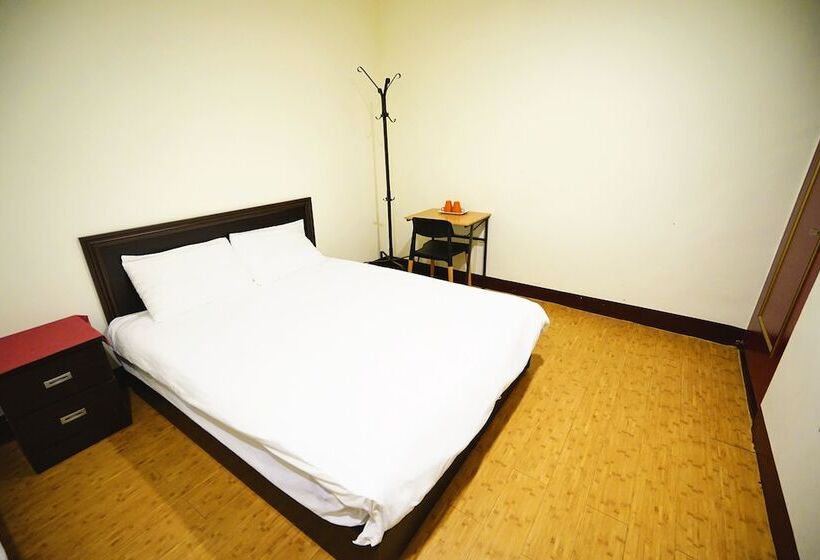 پانسیون Delicateperfume